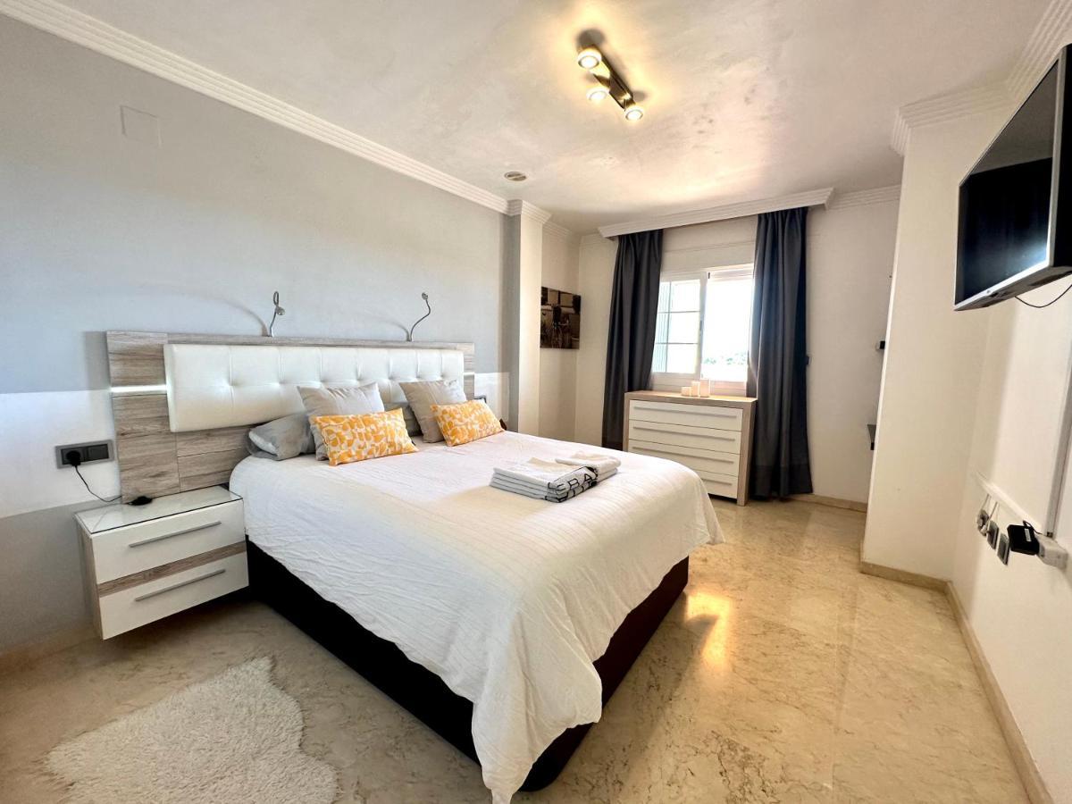 Moderno Apartamento Con Preciosas Vistas Al Mar En Urbanizacion Con Piscina - Rio Real 11 2G Marbella Ngoại thất bức ảnh